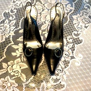 BCBGirls black high heels pointed toe size 8.5 m
